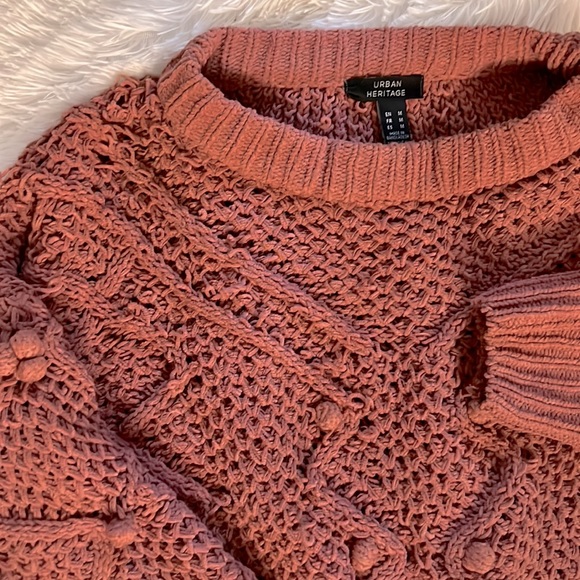 Urban Heritage Pink Knit Sweater - Picture 2 of 2